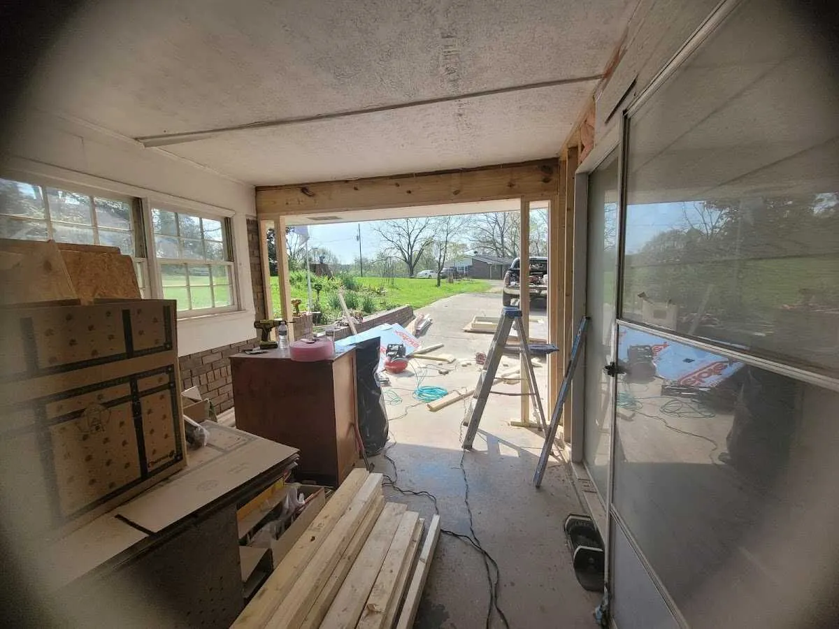 Air movers and dehumidifier for Drying & Dehumidification in Galena Park